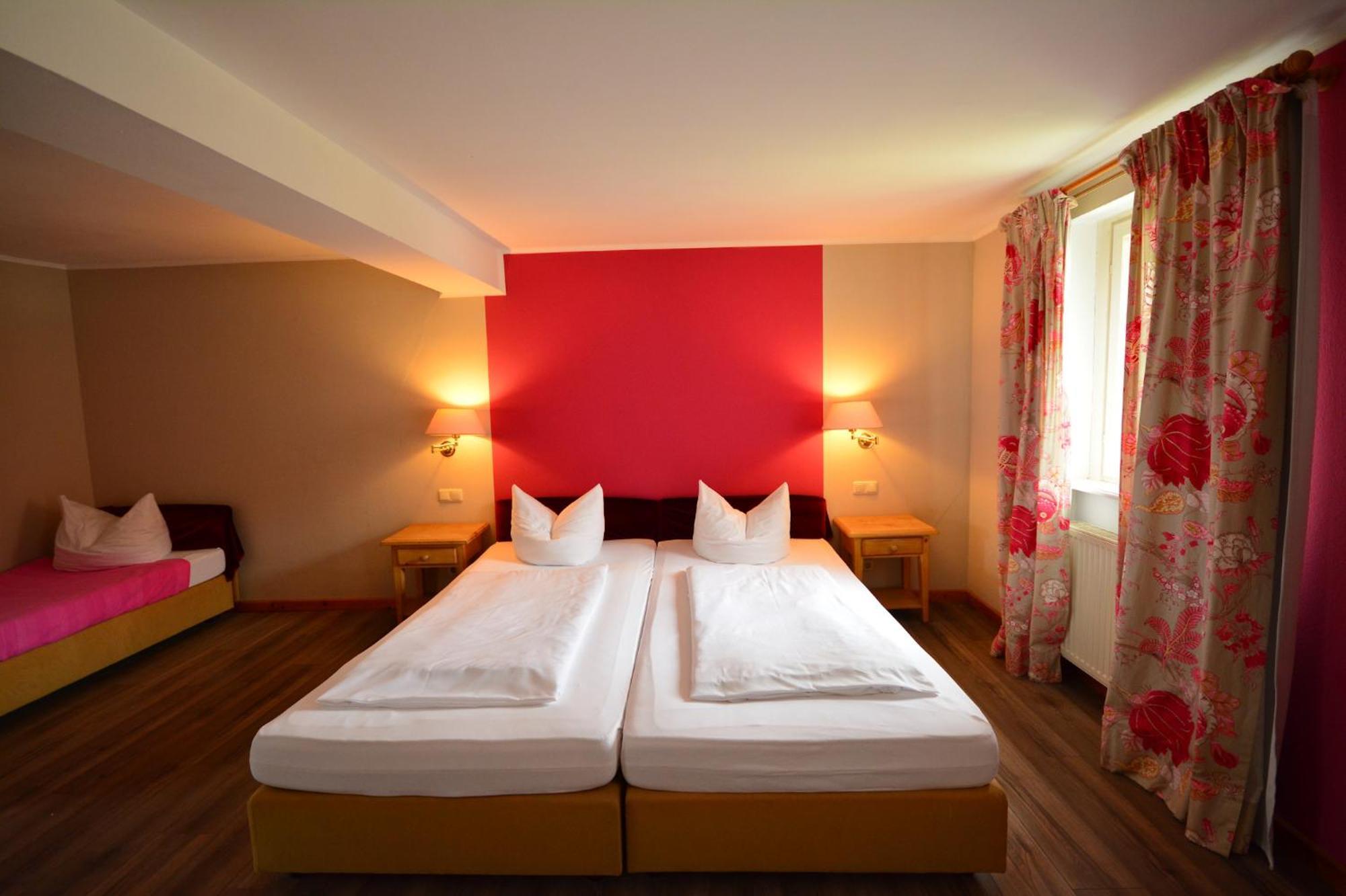Landhotel Schloss Buttenheim Eksteriør billede